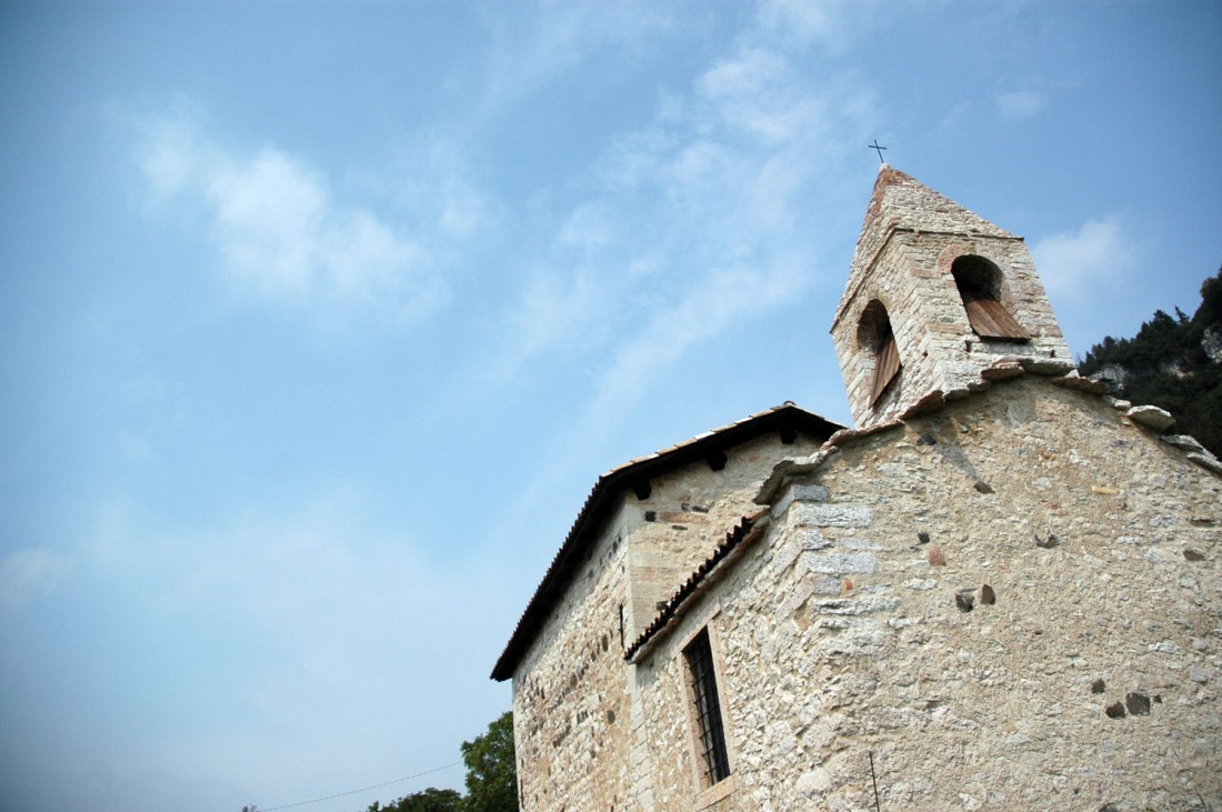 Estreno-2-Chiesa-S-Agata-Corniano-visitrovereto