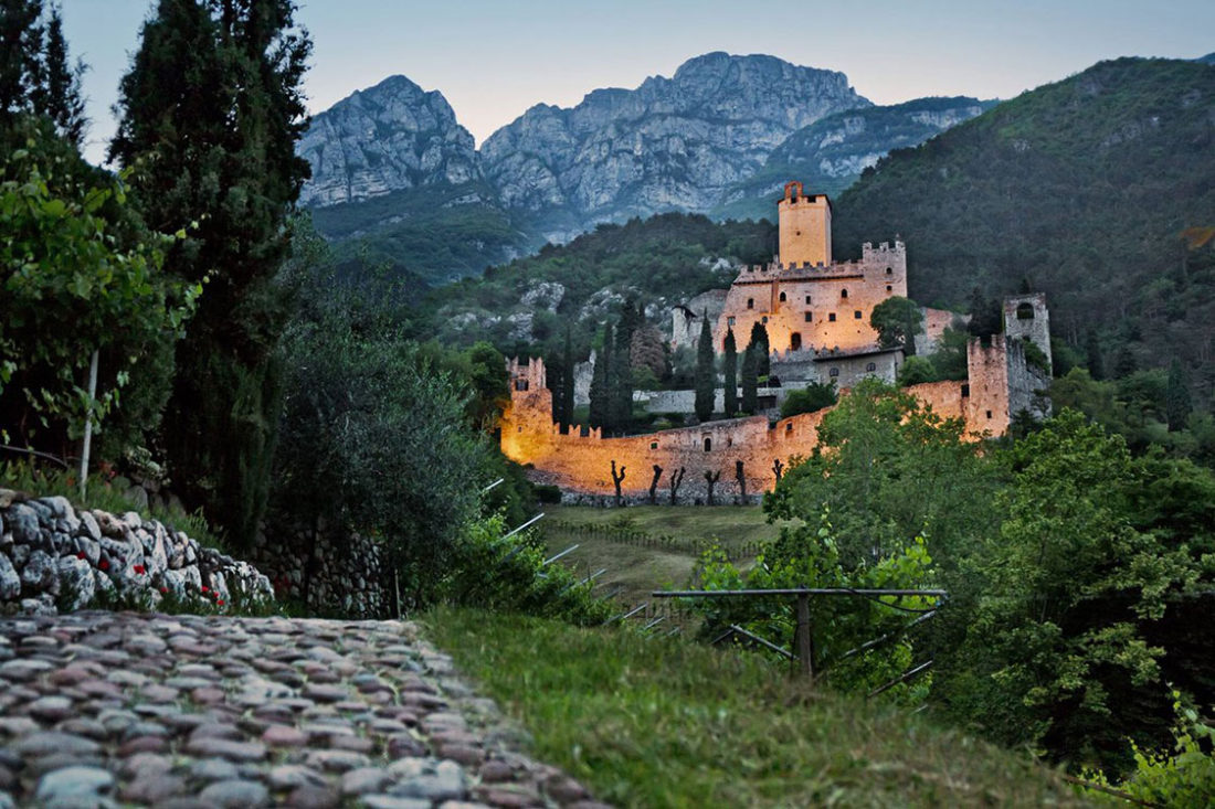 Castello di Avio Tramonto -  Tommaso Prugnola